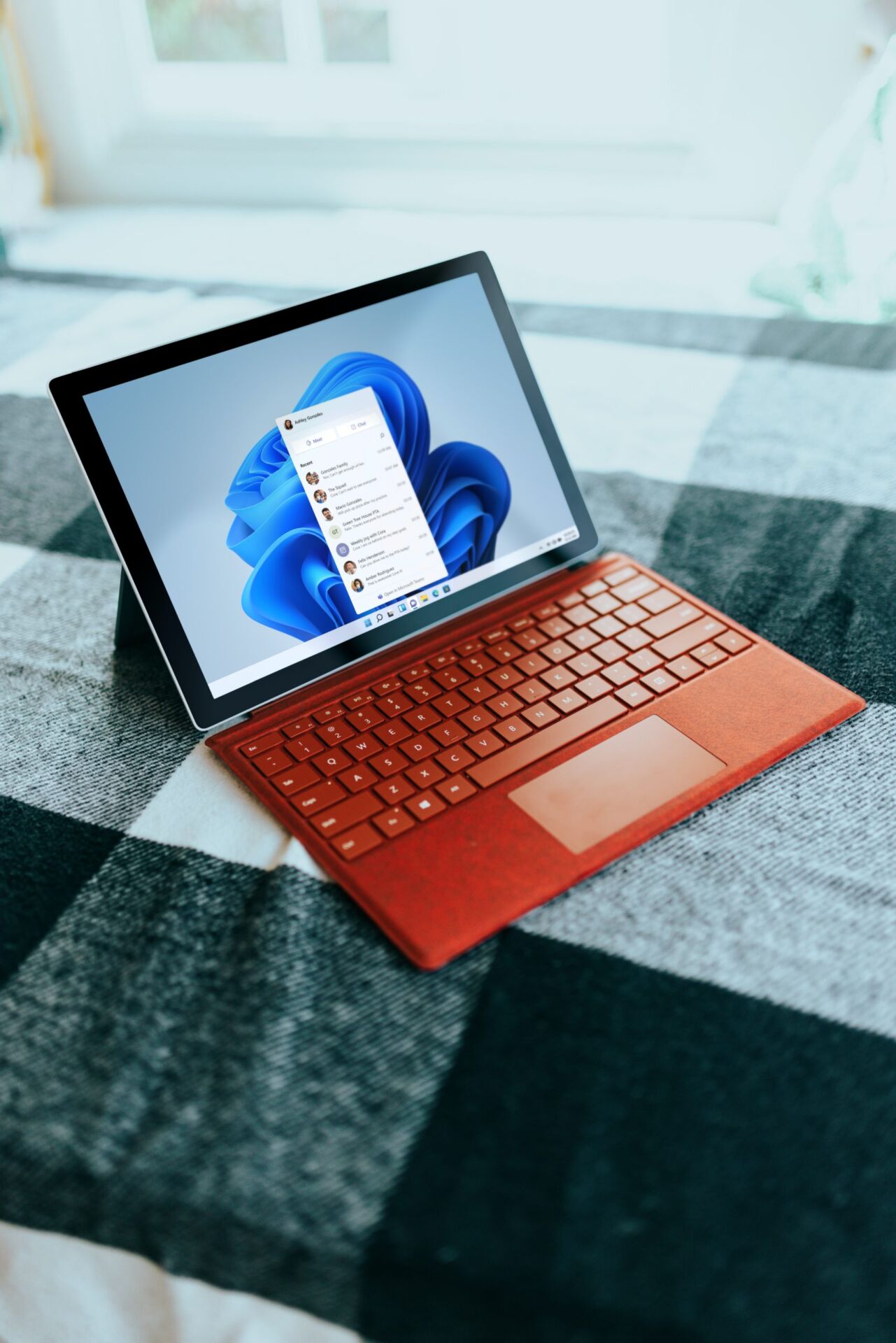 surface-3tvcCpmbAnY-unsplash-1-scaled.jpg