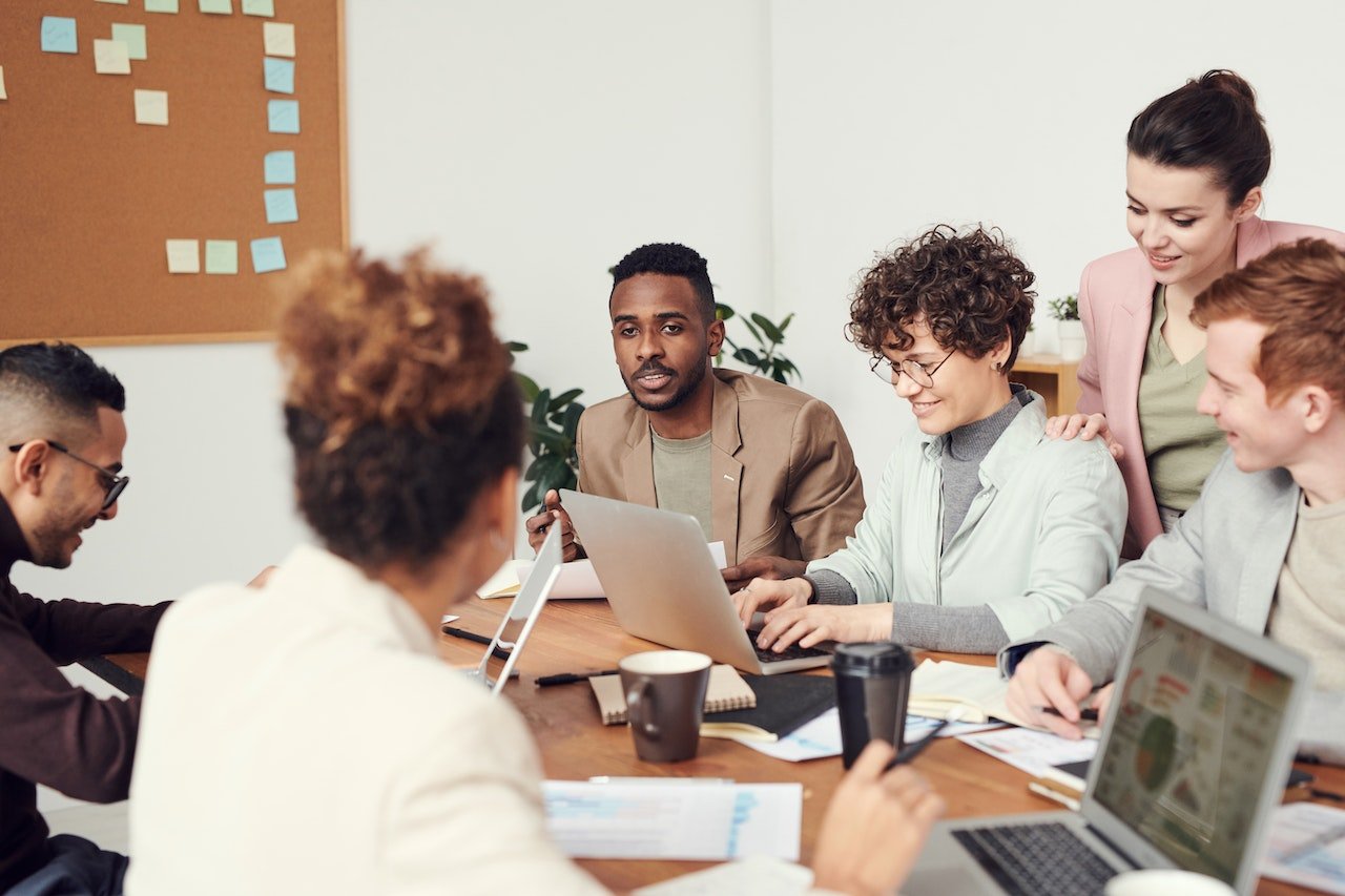 Pros & Cons of Tracking Your Employee’s Every Digital Movement